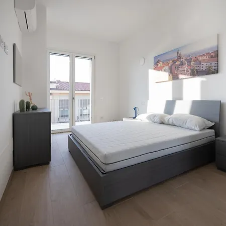 Apartment Harmonic *